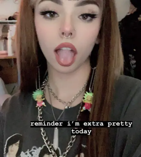 Image 12549383 from Emma Langevin