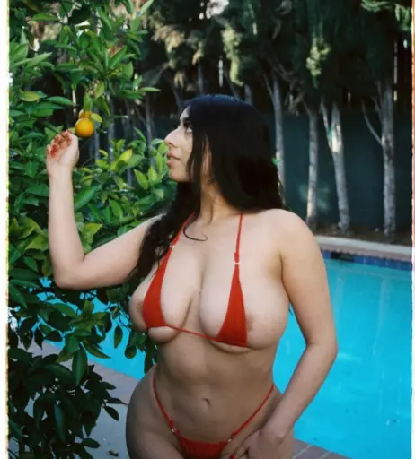 Image 1251896 from Violet Myers