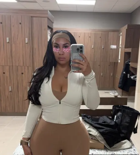 Image 12517331 from Queen Najia