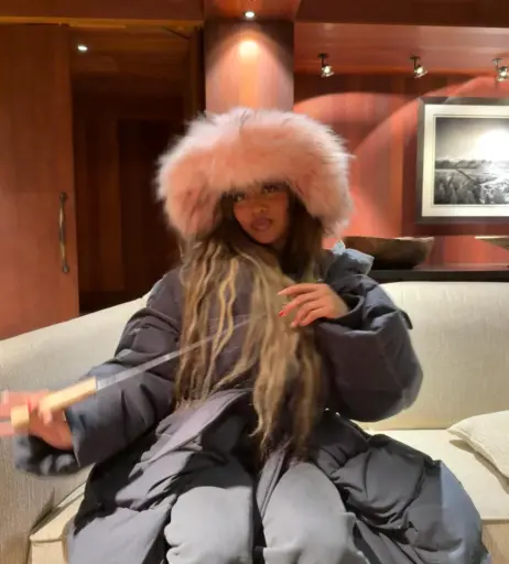 Image 12517352 from H.E.R./Gabriella Sarmiento Wilson