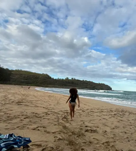 Image 12517348 from H.E.R./Gabriella Sarmiento Wilson