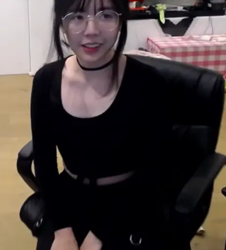 Image 12516583 from LilyPichu