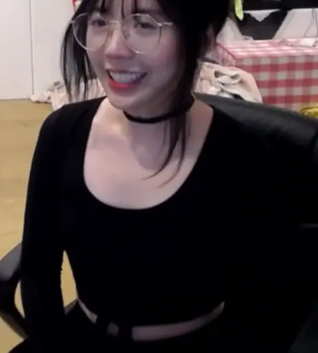 Image 12516584 from LilyPichu