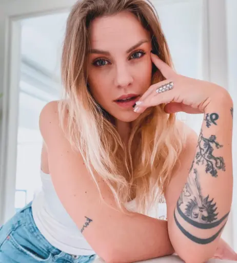 Image 12525227 from Emy LTR