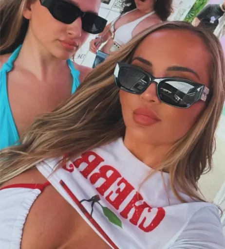 Image 12527145 from ChelseaNemo | Chelseaknowles | its_lea