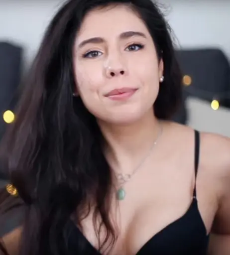 Image 12523158 from Charlie Danger / Les Revues du Monde