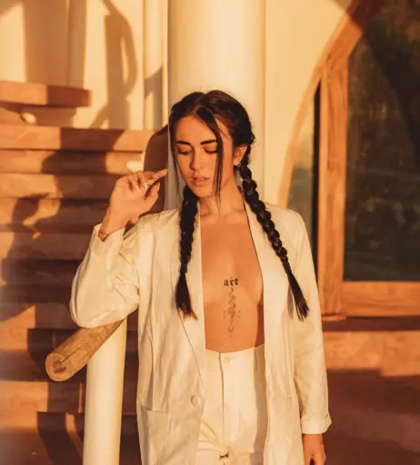 Image 12523317 from Alohalaia