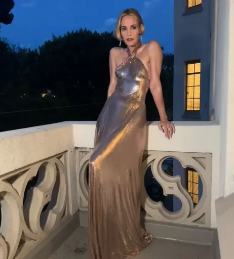 Image 12535494 from Leslie Bibb