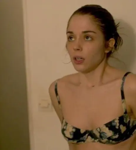 Image 12535348 from Alice Isaaz