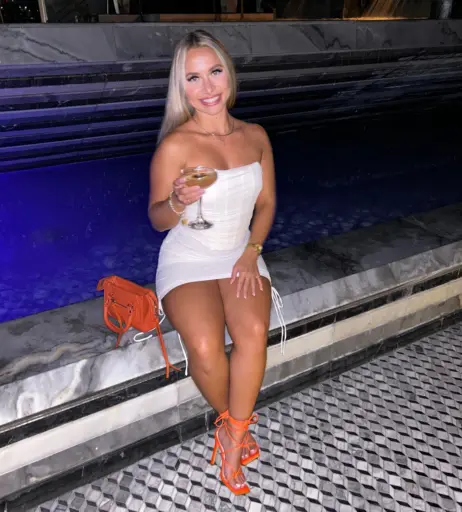 Image 12508970 from Angelacandiceee