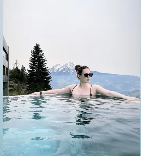 Image 12504645 from Sjokz