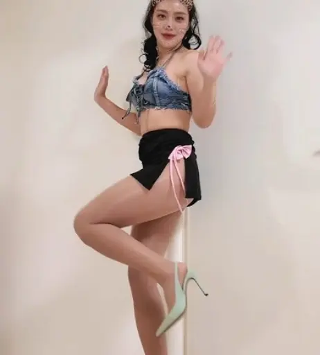 Image 12503123 from 히찌 hizzi 히찌룩북 히찌댄스 / hizzihizzi / hizzilookbook / hizzidance