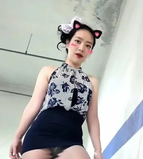 Image 12503128 from 히찌 hizzi 히찌룩북 히찌댄스 / hizzihizzi / hizzilookbook / hizzidance