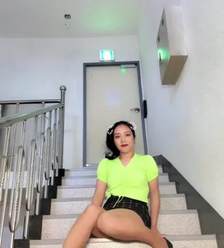 Image 12503131 from 히찌 hizzi 히찌룩북 히찌댄스 / hizzihizzi / hizzilookbook / hizzidance