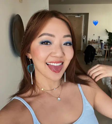 Image 12595290 from Simona Shao