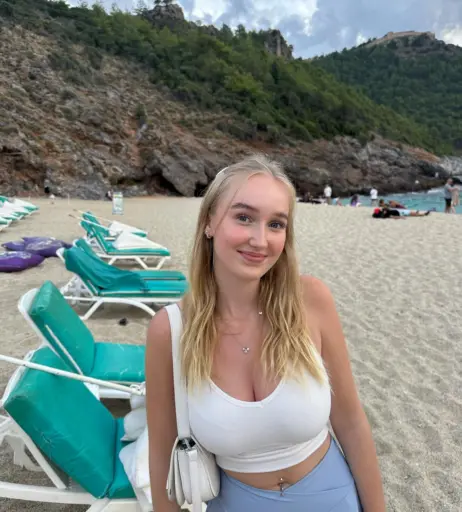 Image 12594141 from lenaahdl