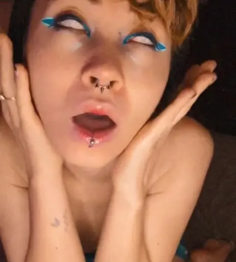 Image 12583000 from emberetsuko