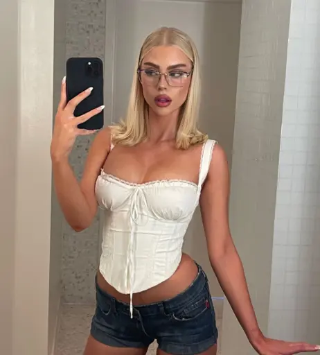 Image 12582092 from Daniela Washington / daniwashington_