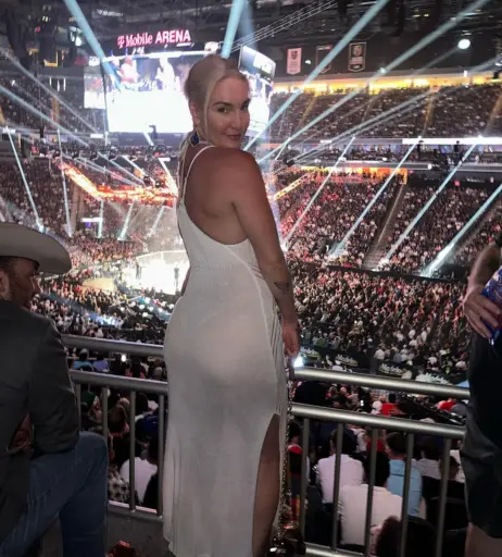 Image 12450346 from Mikaela Mayer