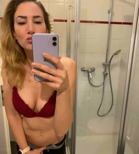 Image 12448728 from Sofia Maas /  RosaSulivan