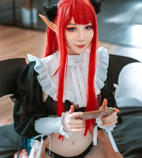 Image 12444400 from visagefox