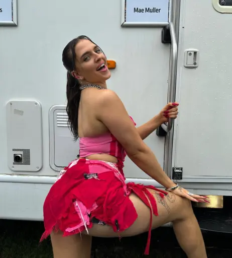 Image 12443906 from Mae Muller