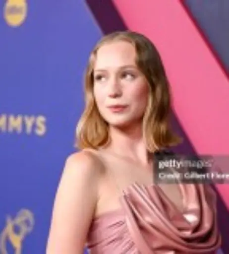 Image 12443942 from Hannah Einbinder