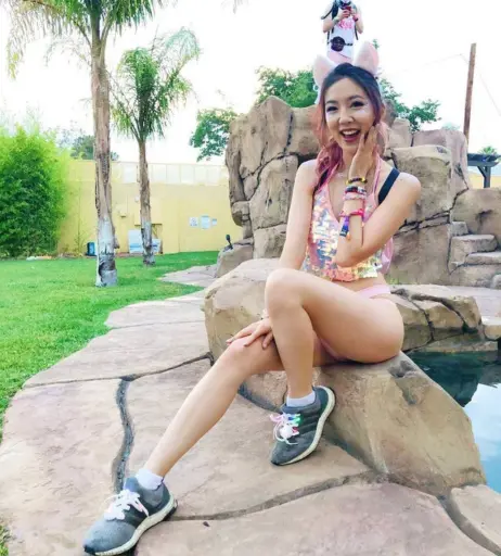 Image 12418519 from Fuslie (Leslie)