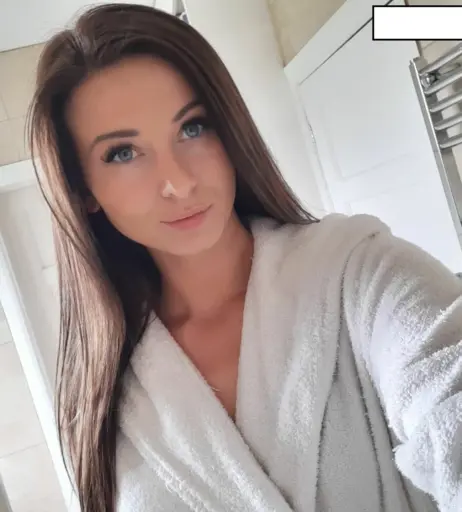 Image 12417590 from officially.emm