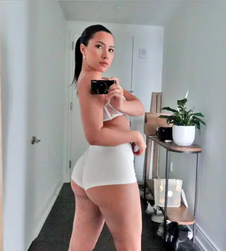 Image 12417323 from Julia Kelly