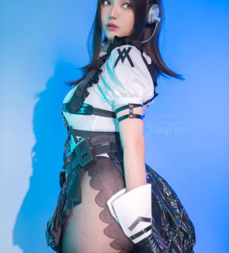 Image 12421036 from Ying Tze