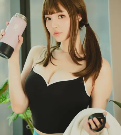 Image 12421051 from Ying Tze