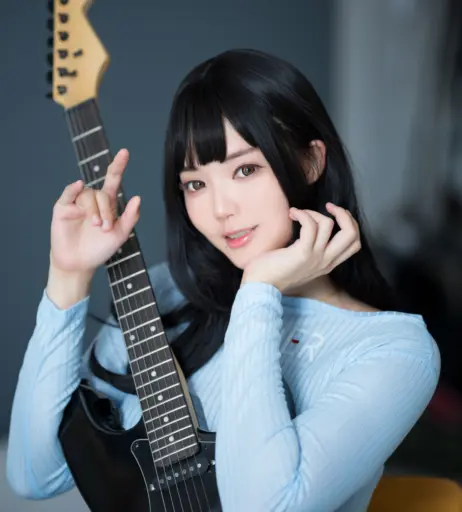 Image 12421073 from Ying Tze