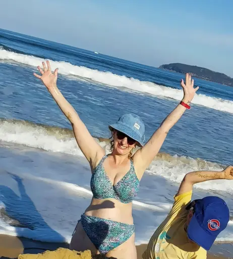 Image 12420390 from Felicity Ward, The Office AU.