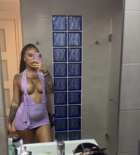 Image 12423605 from Badgalamii / badgalames / officialamyburton / emikeoghx
