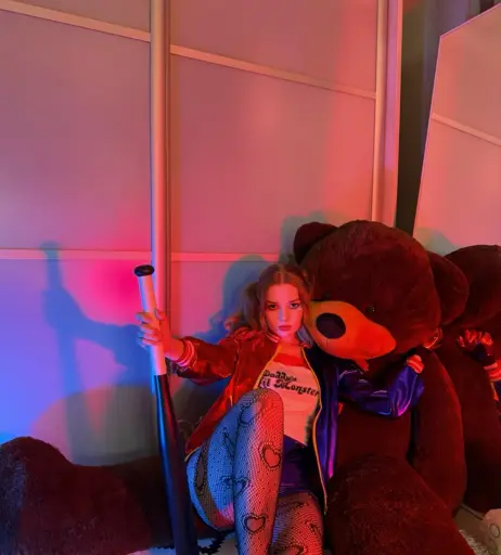 Image 12437095 from Cymanneth