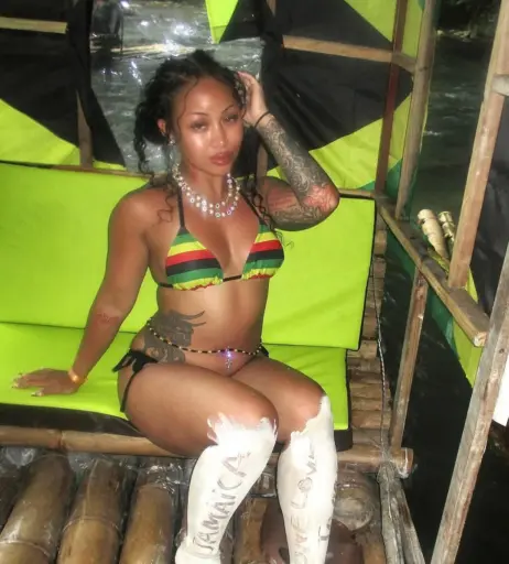 Image 12495093 from theangelacarlos / angela carlos