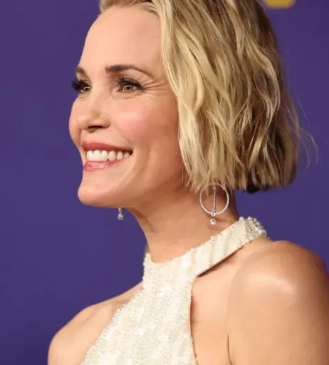 Image 12494304 from Leslie Bibb