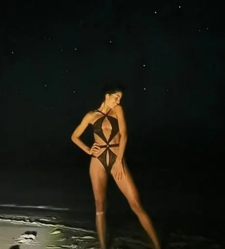 Image 12492400 from Bela Gil