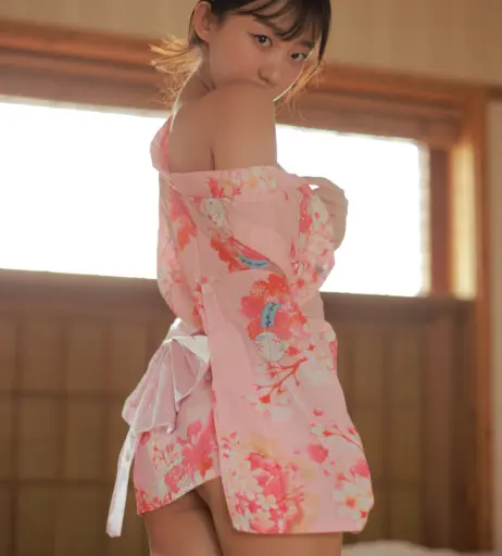 Image 12481192 from Eunji Pyoapple