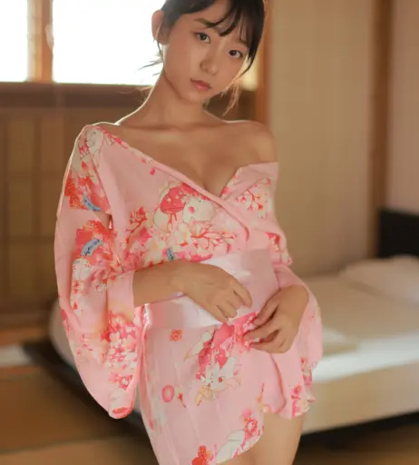 Image 12481188 from Eunji Pyoapple