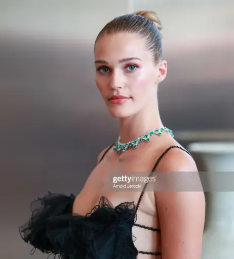 Image 12480331 from Noel Capri Berry