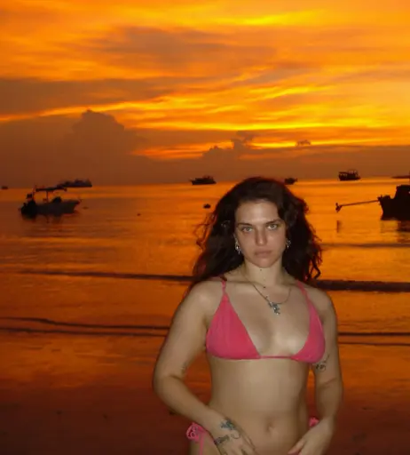 Image 12489417 from Mae Muller