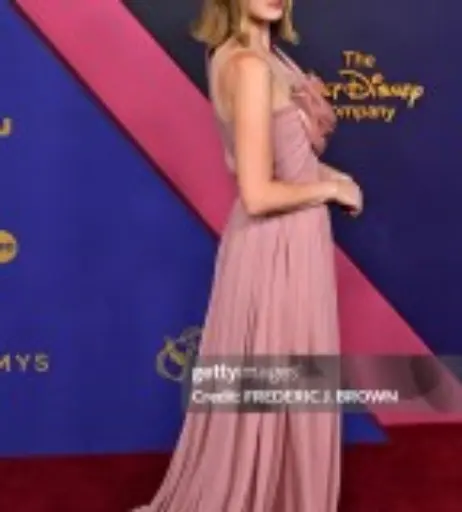 Image 12489450 from Hannah Einbinder