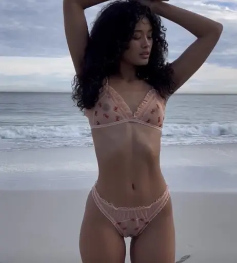 Image 12355295 from Geenah P