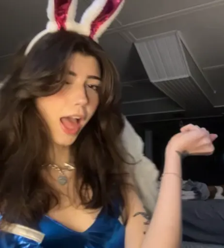 Image 12356002 from ayohomie / violetmartinezx