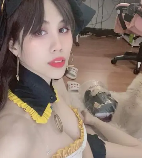 Image 12350121 from Kura Onee-san