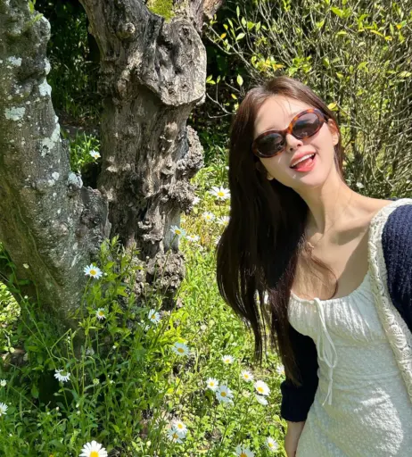 Image 12353419 from Zhao Lusi 赵露思