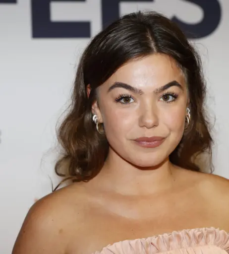 Image 12353296 from Abbey Hoes