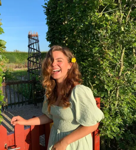 Image 12353252 from Abbey Hoes